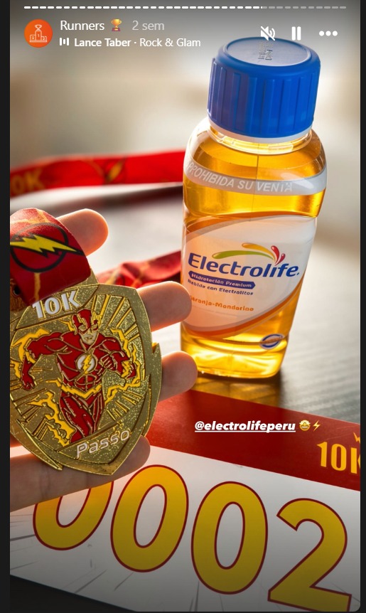 Corredora Passo Runners con su kit Spider-Man